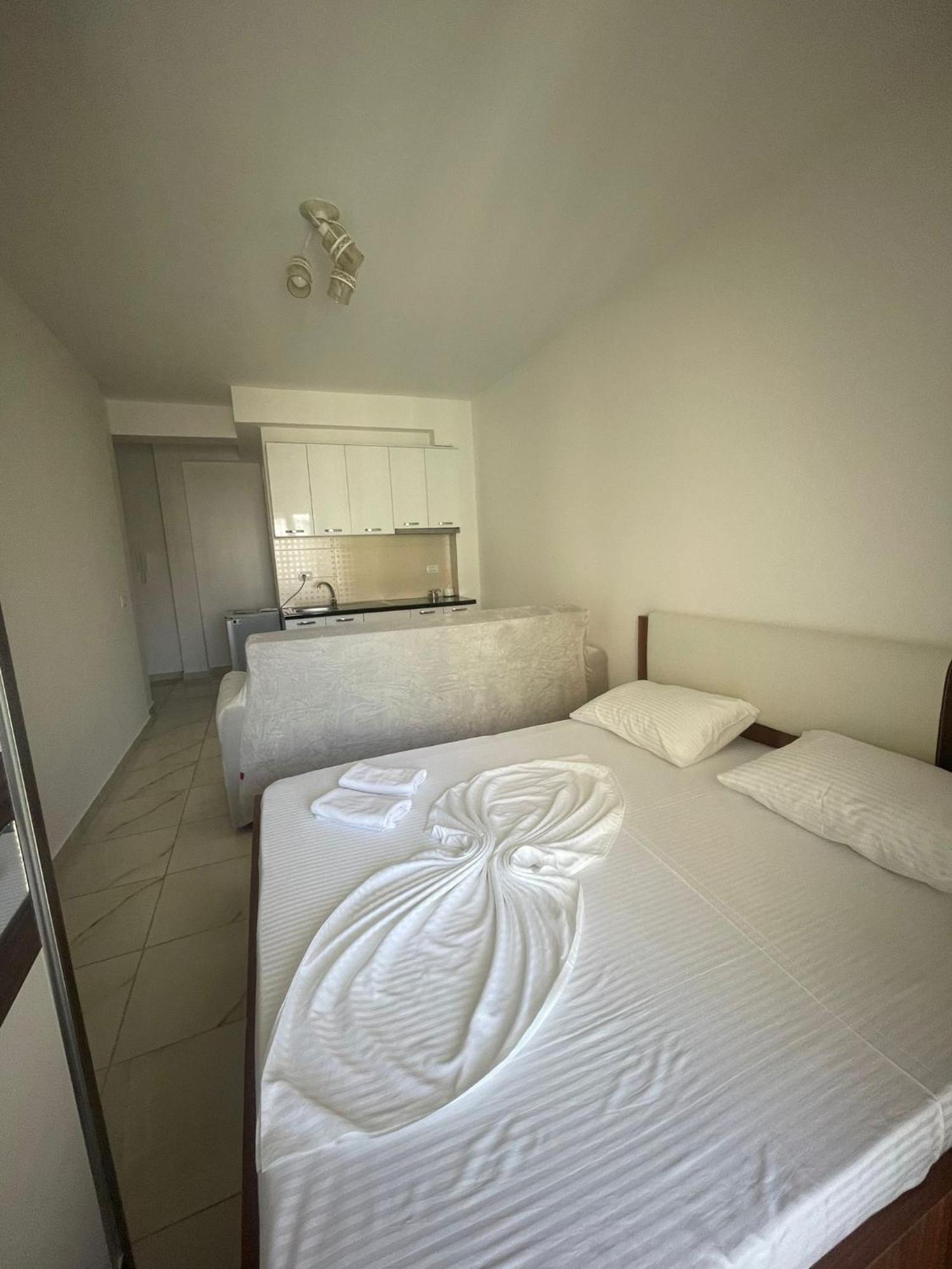 Low Cost Hotel Kosova Shengjin Exterior photo